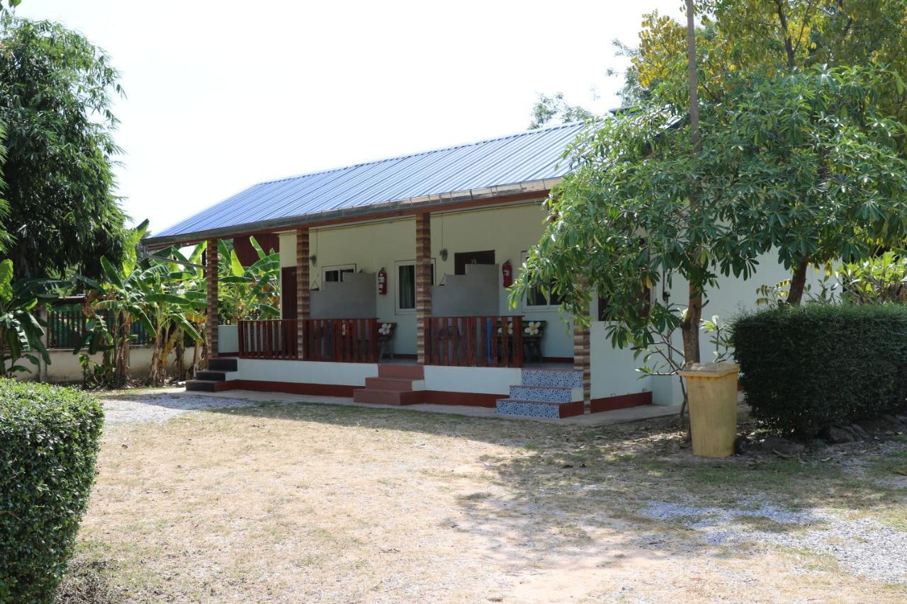 Eidi Homestay Nong Kung Si Eksteriør billede